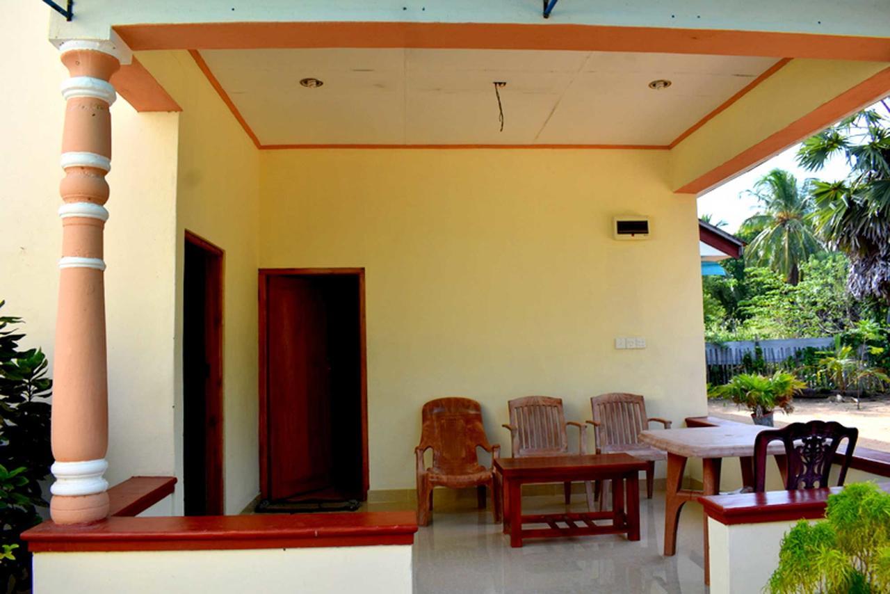 Yaswi Guest House Passikudah 외부 사진