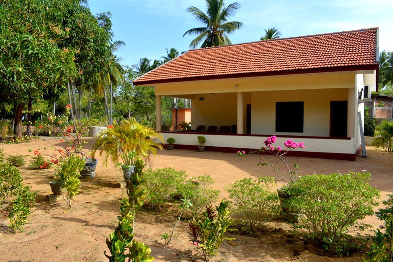 Yaswi Guest House Passikudah 외부 사진