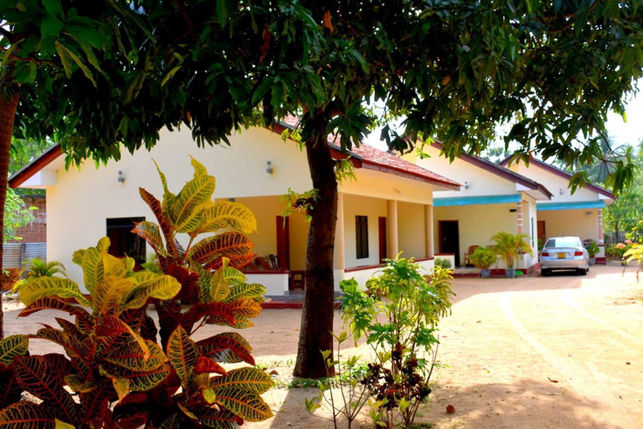 Yaswi Guest House Passikudah 외부 사진