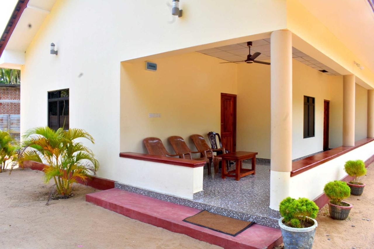 Yaswi Guest House Passikudah 외부 사진