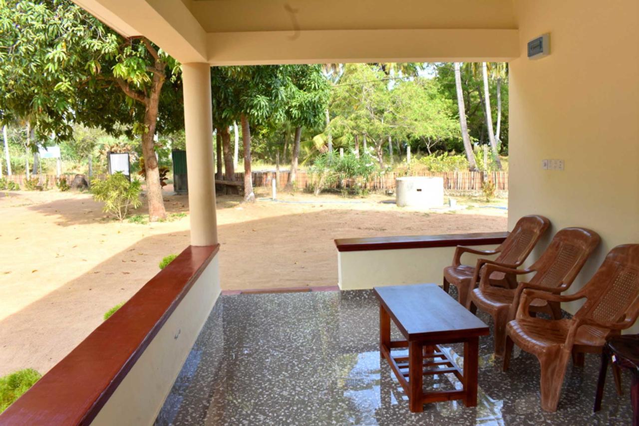 Yaswi Guest House Passikudah 외부 사진