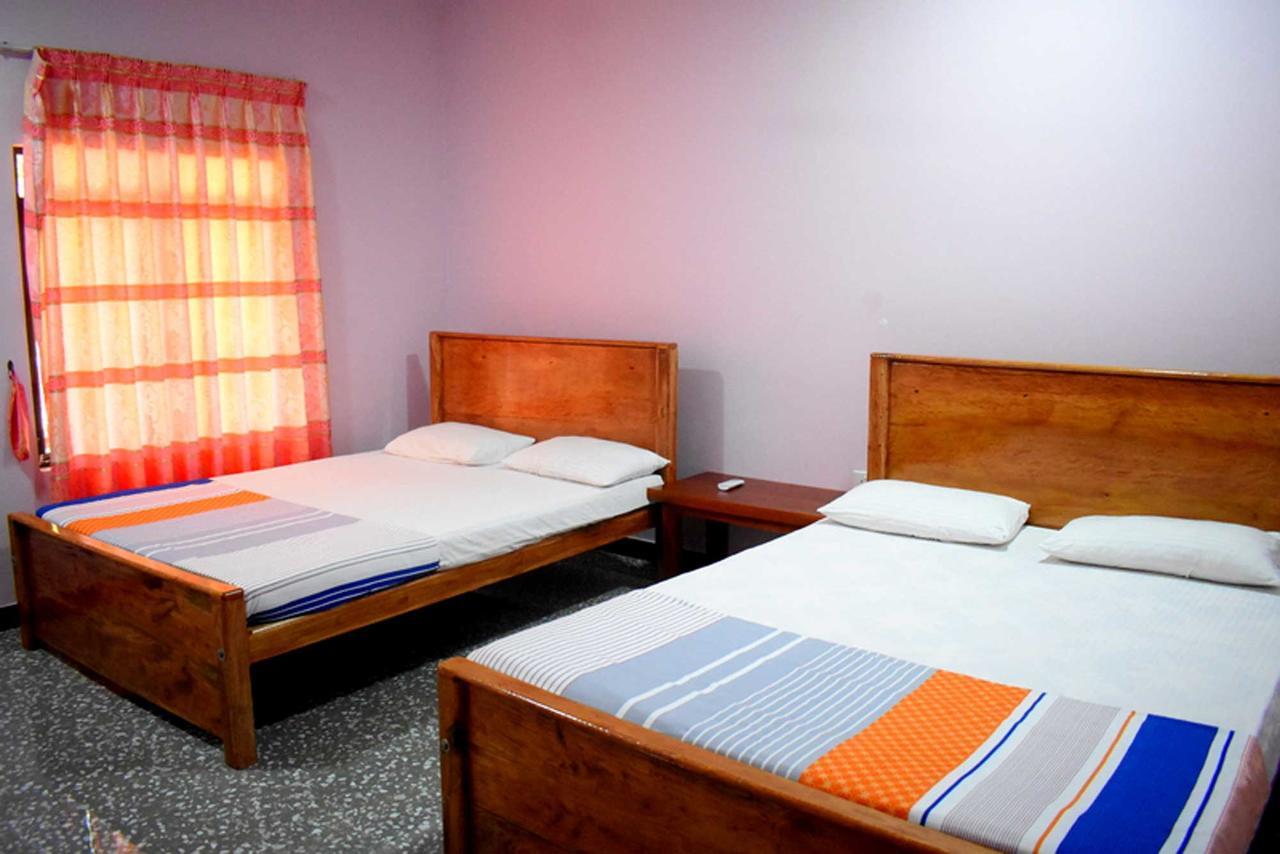 Yaswi Guest House Passikudah 외부 사진